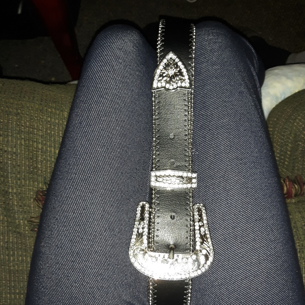 Manmade Belt - Picture 2 of 4